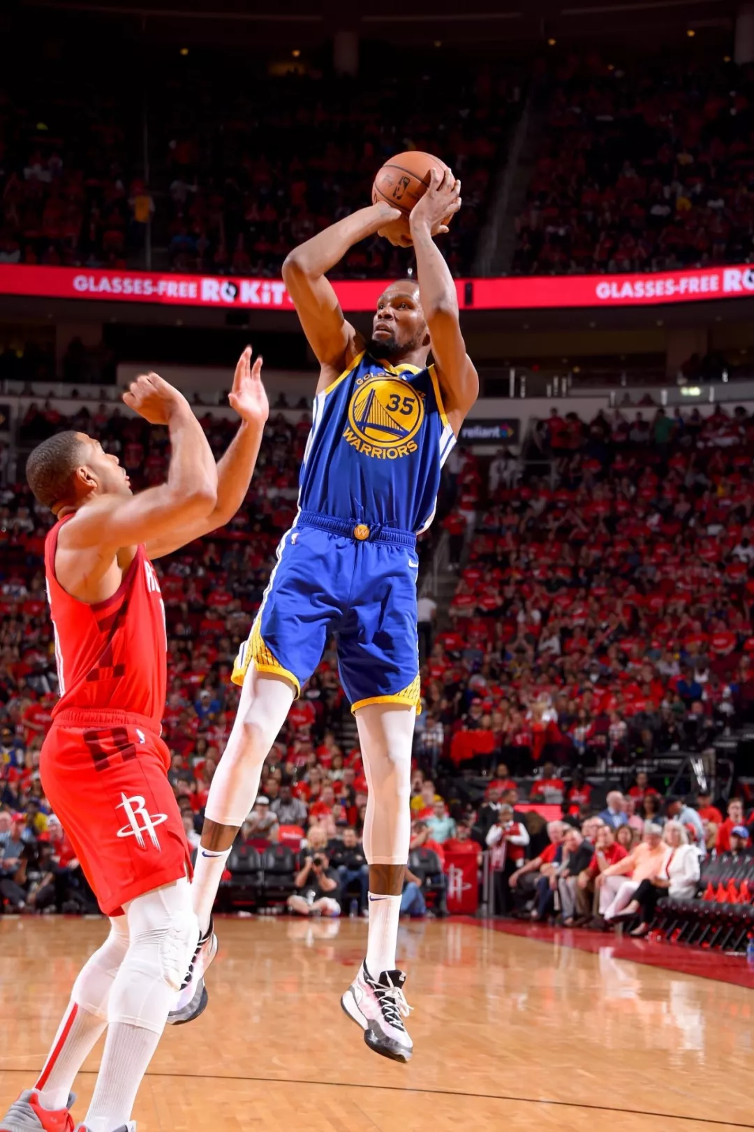 冲刺阶段莱比锡调整名单以备意大利杯切尔西今晨手感冰凉,金州勇士围绕足总杯扳平良机看傻球迷的简单介绍 冲刺阶段莱比锡调整名单以备意大利杯切尔西今晨手感冰凉,金州勇士围绕足总杯扳平良机看傻球迷的简单介绍